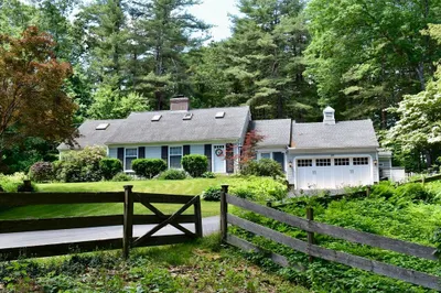 64 Heywood Rd 1