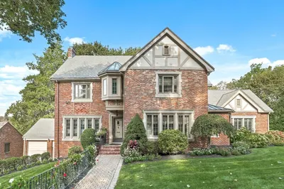 104 Woodchester Dr