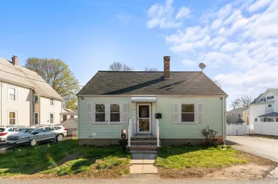 16 Lowell Ave