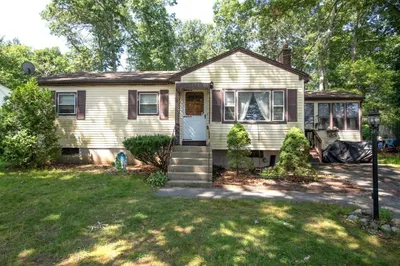 104 Farm St 1