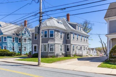 5 Lothrop St 1