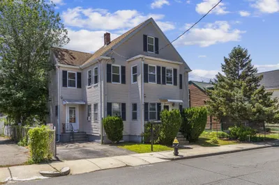 52 Chesterfield St 1
