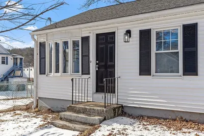 14 Bowen Pl