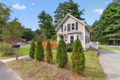 81 Littleton Rd 1