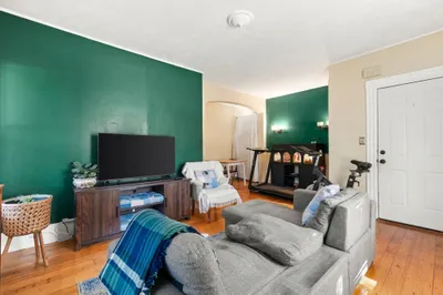 29 Chapman St #1 1