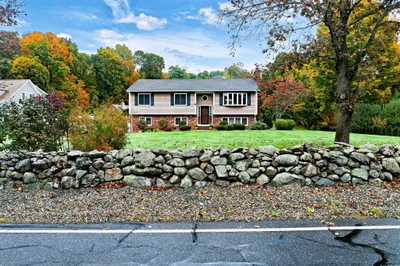 382 Miller St 1