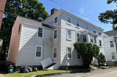 2 Pickman St 1
