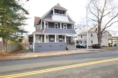26 Belcher St