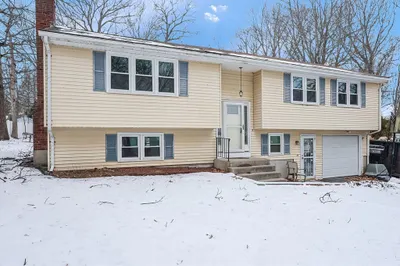 24 Elizabeth Rd 1