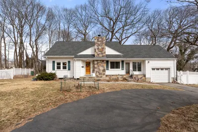 14 Wood Dr 1