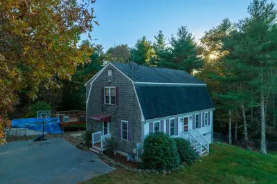 74 Katrina Rd 1