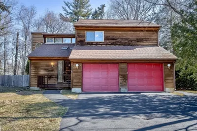 173 Llewellyn Drive 1