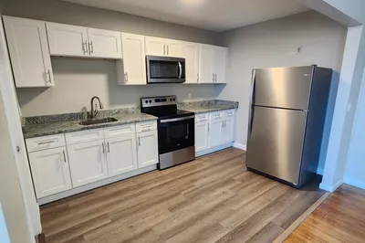 92.5 Maple St #3 1