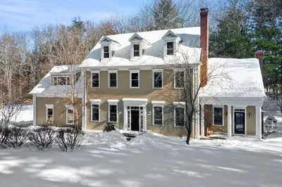 126 Georgetown Rd 1