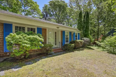 304 Round Cove Rd 1