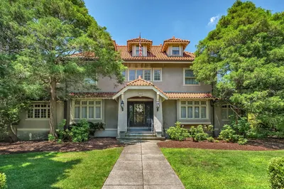 131 Fair Oaks Park 1