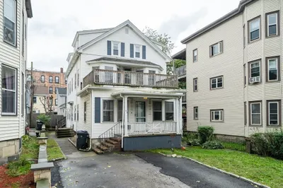 60 Henshaw St