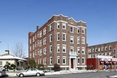 1 Harbor St #1
