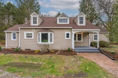 939 Monson Rd