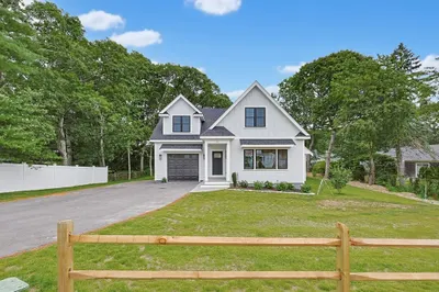 19 Puritan Road 1