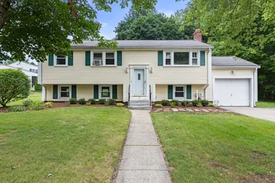 14 Conifer Dr 1