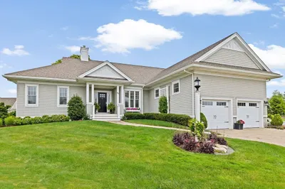 90 Chittenden Ln #90 1
