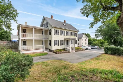 48 Franklin St 1