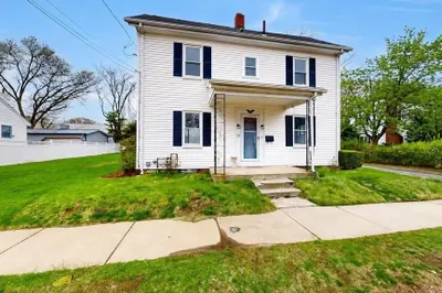 22 Baldwin St 1