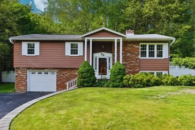 34 Queens Rd 1