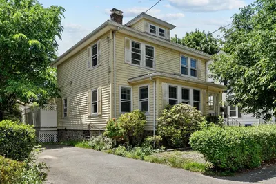 9 Catherine Rd
