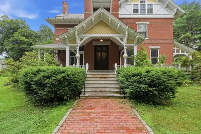 1 Florence St #2 1