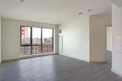 1 Canal St #418