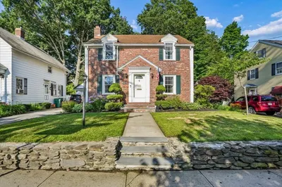 53 Putnam Park