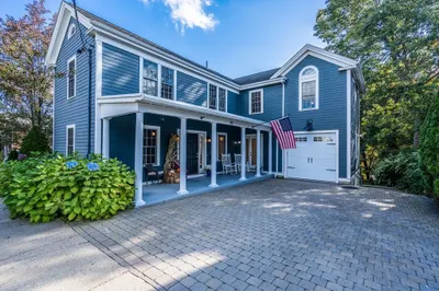 42 Chandler Place