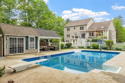 76 Grist Mill Rd 1