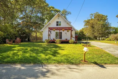 42 Beechwood Dr