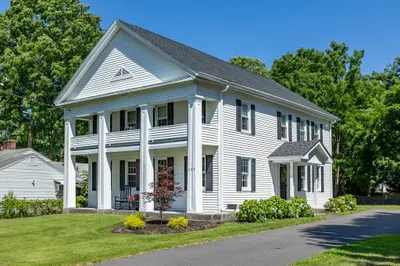 307 Main St
