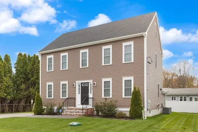 39 Sewell St 1