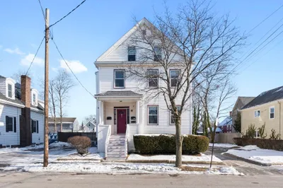 55 Pine St #2