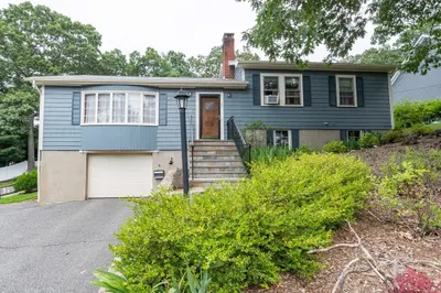 7 Grant Rd