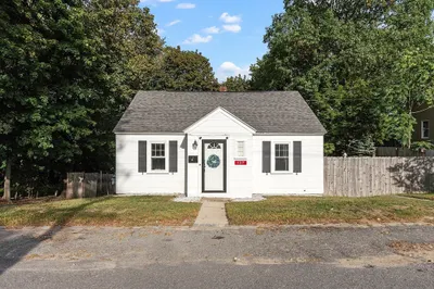 137 East St 1