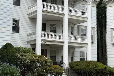134 Middlesex Road #2 1