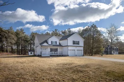 32 Randall Rd 1
