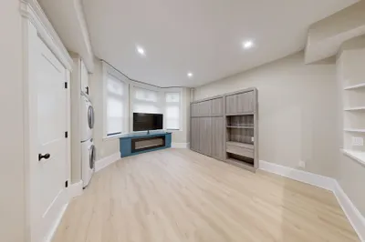 41 Edgerly Rd #1 1