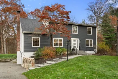 52 Condor Rd