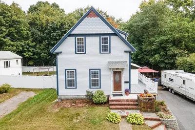 224 Crescent St
