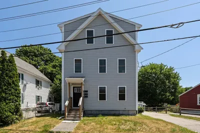 415 Danforth St 1
