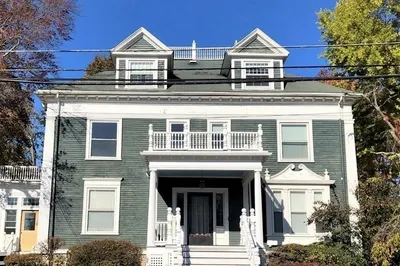 56 Laurel Street #1