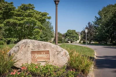 6 Wallis Dr #6 1