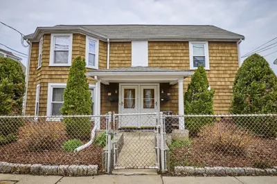 15-17 Peaceable Street